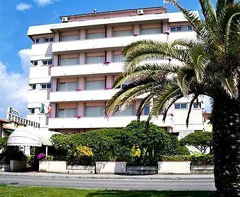 Hotel Ambasciatori 3*