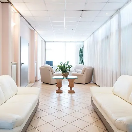 Ambasciatori Hotel 3*